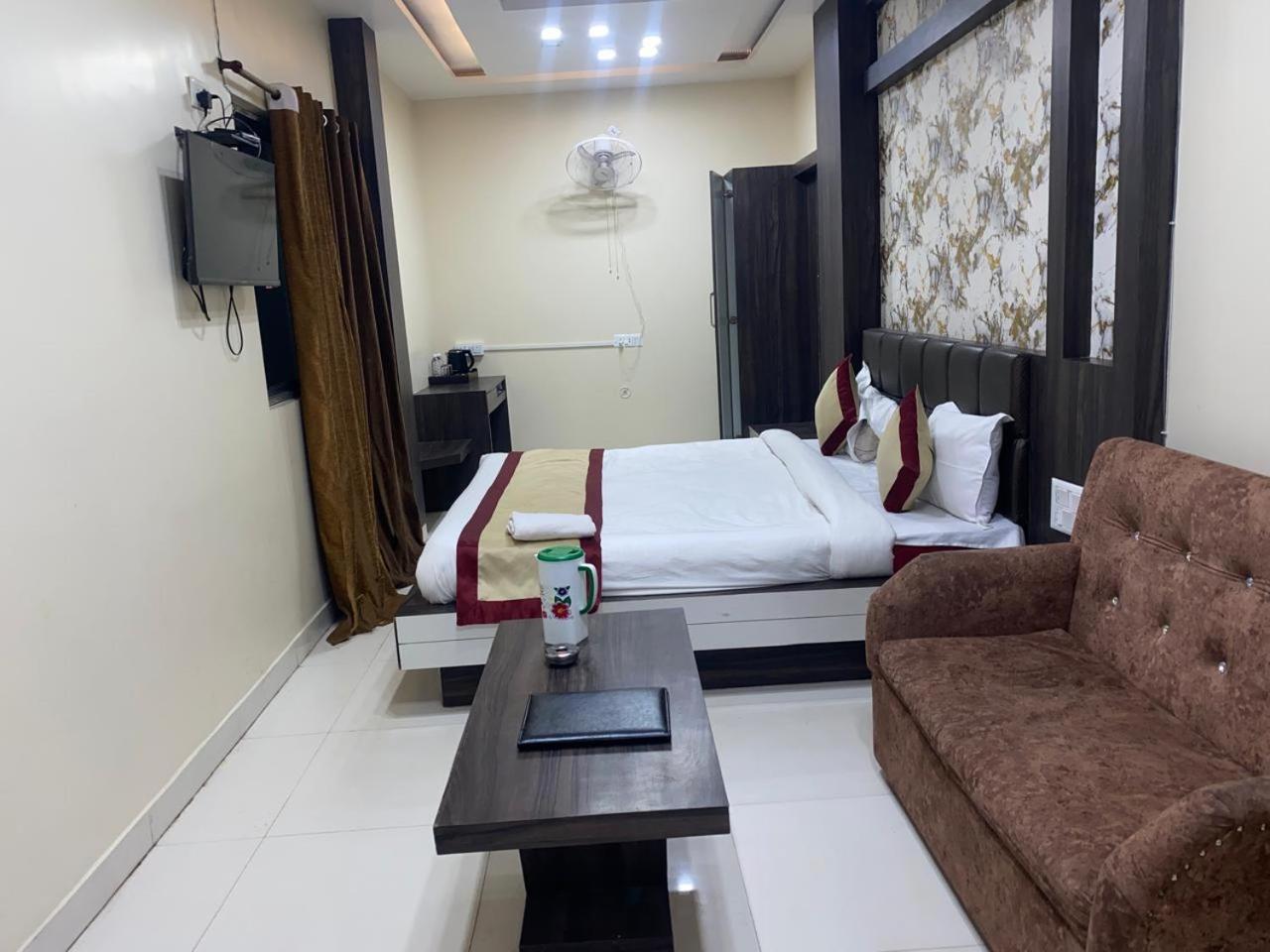 Hotel New Grand Deoghar Zewnętrze zdjęcie